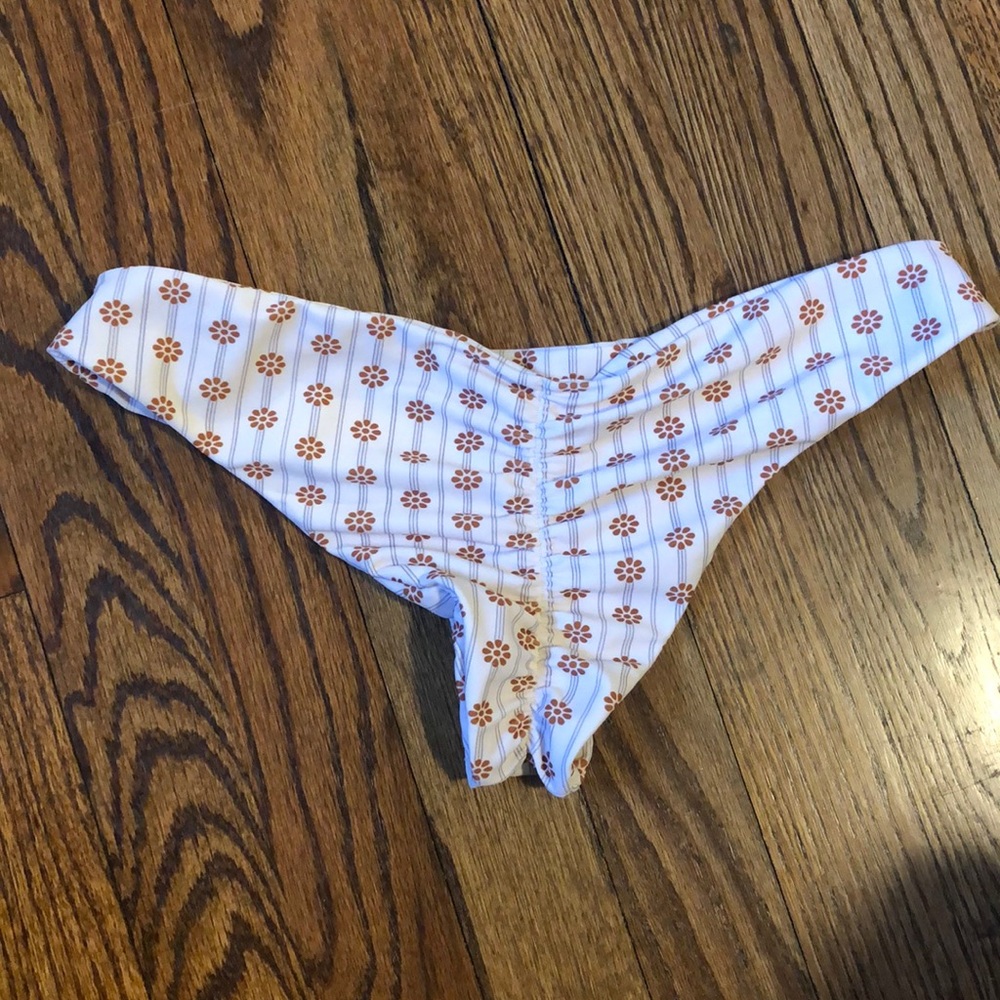Tori prayer cheeky bottoms small